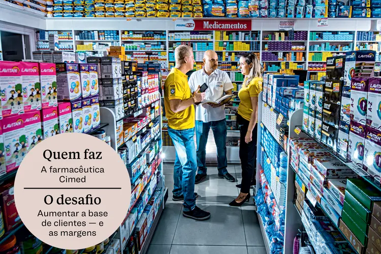 Drogaria em São Paulo: os vendedores autônomos tiveram as operações padronizadas para melhorar as vendas e as margens da Cimed (Germano Lüders/Exame)