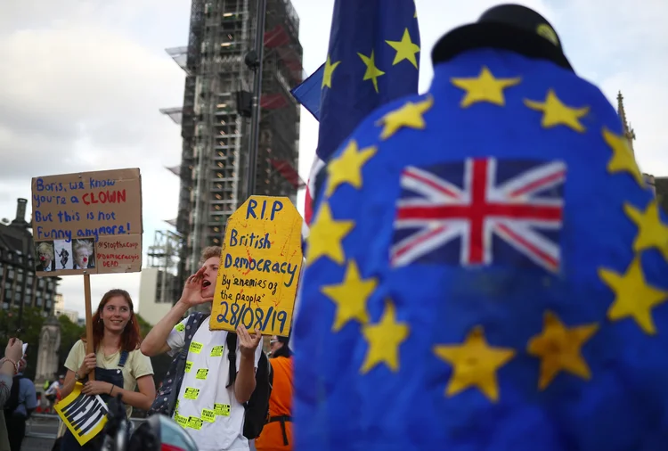 PROTESTO ANTI-BREXIT: economistas destacaram que "é uma estimativa conservadora", já que os prejuízos devem ser "muito mais significativos" (Hannah McKay/Reuters)
