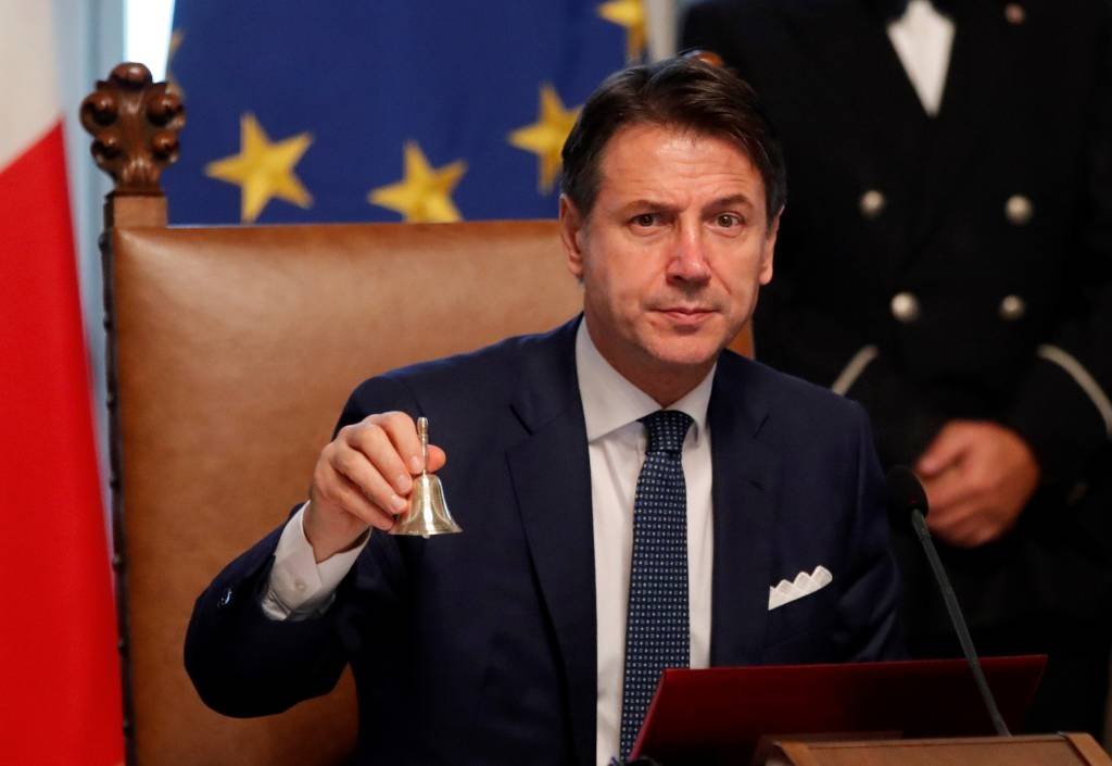 De volta ao governo, Conte promete "nova era de reformas" na Itália
