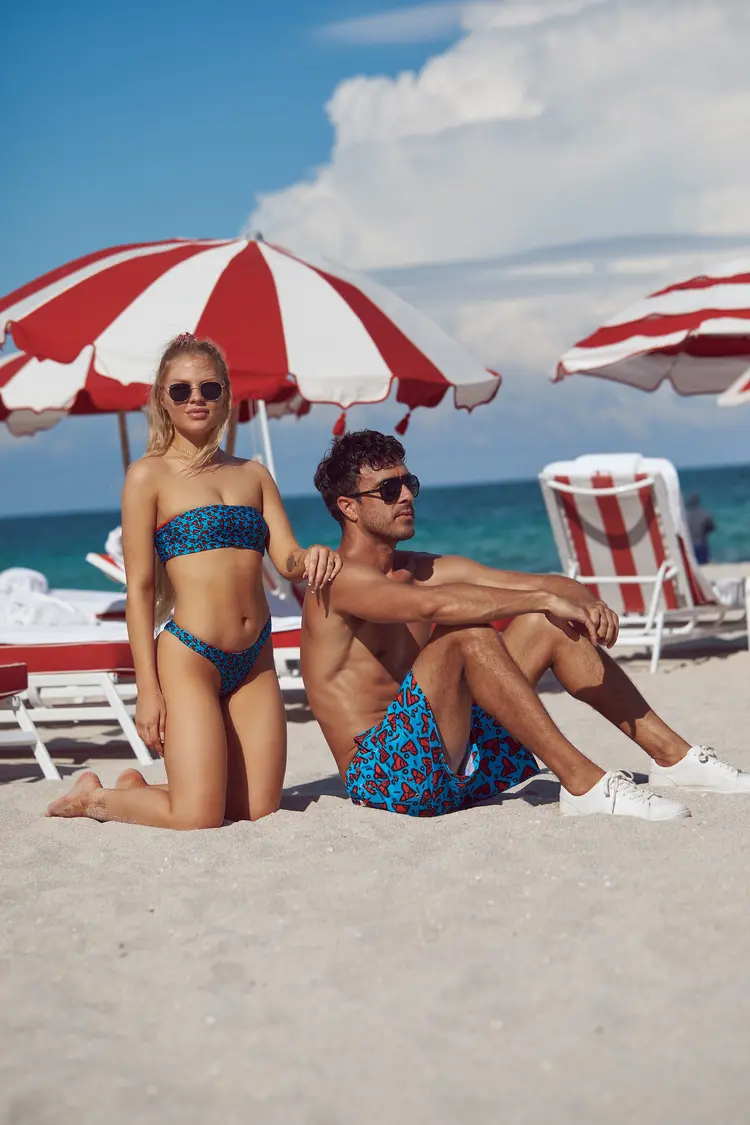 Shorts Co e Romero Britto: parceria para moda praia (Shorts Co/Divulgação)