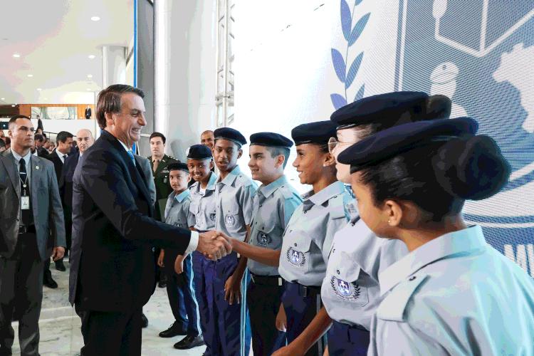 Bolsonaro: "me desculpa não tem de aceitar, tem de impor" — disse ele sobre o modelo de escolas (Marcos Corrêa/PR/Flickr)