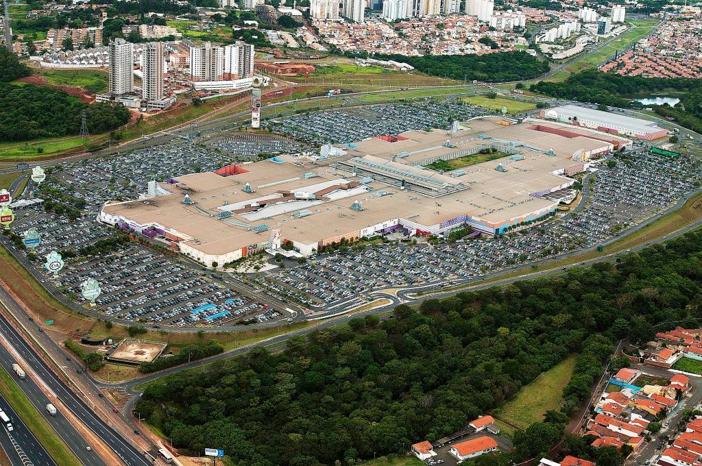 Decathlon inaugura a maior loja da rede no Brasil