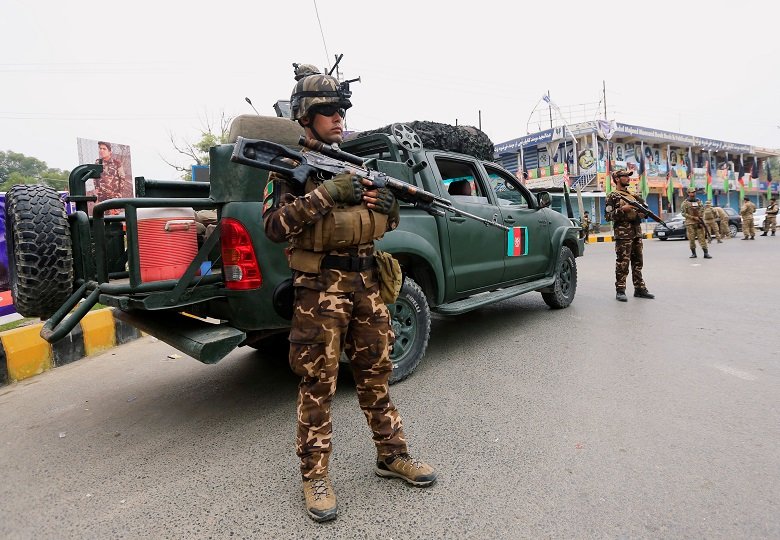 Explosões aterrorizam eleições presidenciais do Afeganistão