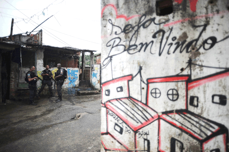 FOTO DE ARQUIVO: tiroteio no Complexo do Alemão, na zona norte do Rio de Janeiro, causou a morte de um homem (Fabio Teixeira/Getty Images)