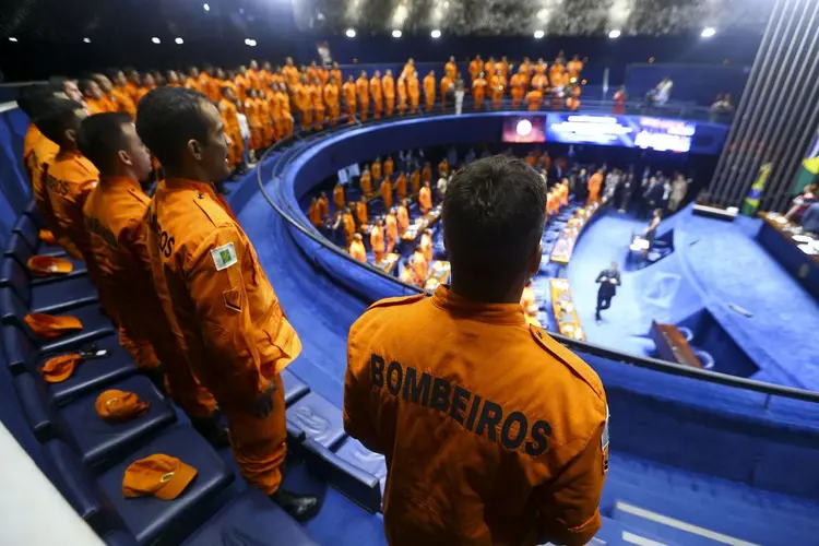 Bombeiros: deputados pedem inclusão de bombeiros e PMs em reforma dos militares (Marcelo Camargo/Agência Senado)