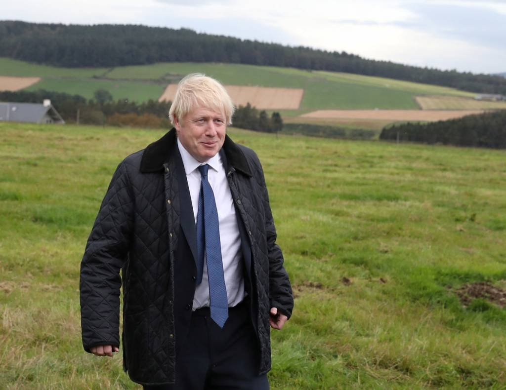 Boris Johnson vai à Irlanda tentar destravar o Brexit