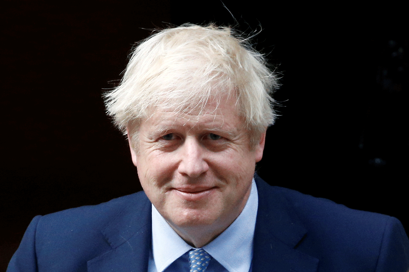 Boris Johnson cancela corte de impostos corporativos no Reino Unido