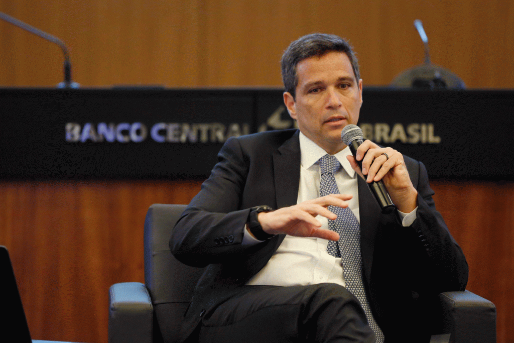 Autonomia do BC dá 50% mais chances de inflação ser baixa, diz Campos Neto