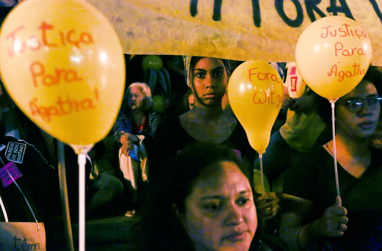 Protestos: pessoas fizeram manifestação após morte de Ágatha Félix (Ian Cheibub/Reuters)