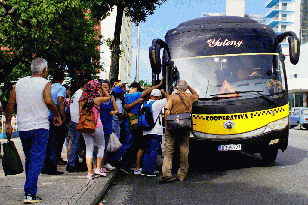 Cuba diz enfrentar falta de combustíveis devido a sanções dos EUA