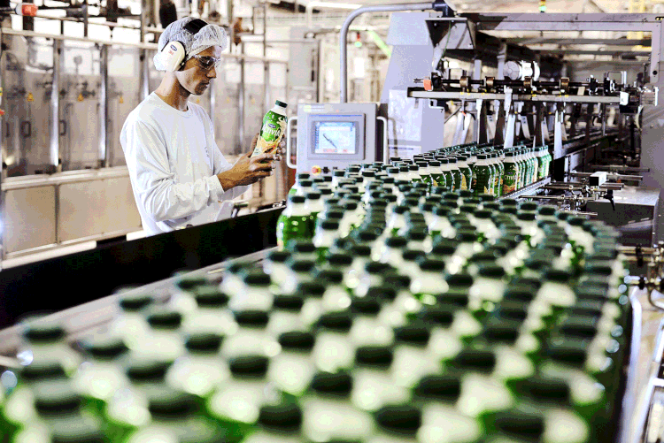 Fábrica da Danone: empresa completa 100 anos em 2019 (Germano Lüders/Exame)