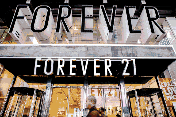 A marca registrada e a propriedade intelectual da Forever 21 fazem parte do conglomerado Authentic Brands (Jeenah Moon/Bloomberg)