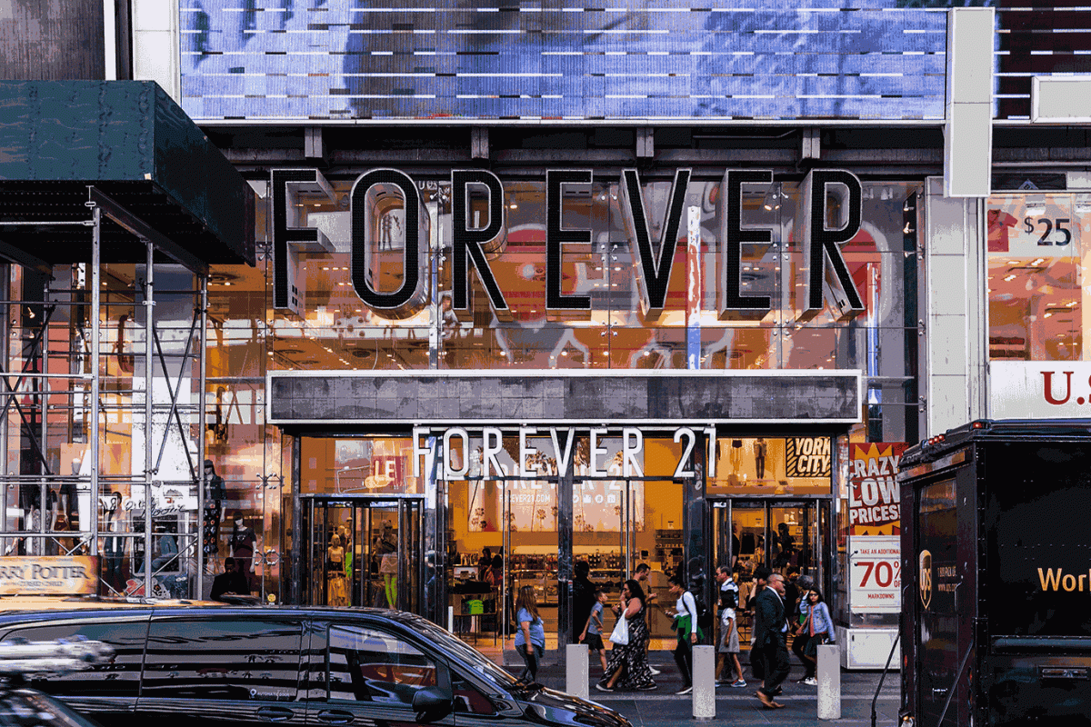 Forever 21 está à beira da falência, Economia