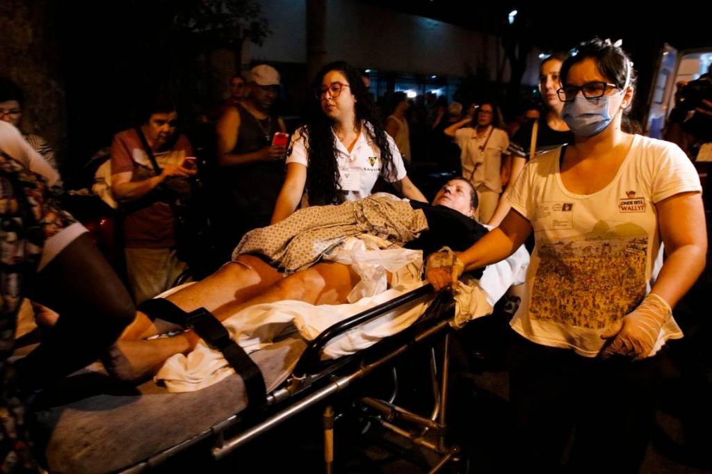 Incêndio em hospital no Rio deixa 11 mortos