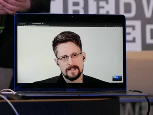 Imagem referente à matéria: Edward Snowden diz que "tempo está acabando" para proteger privacidade no Bitcoin