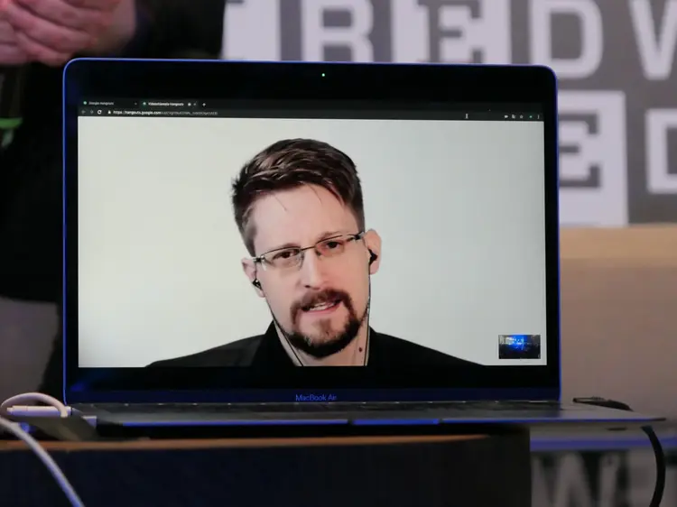 Edward Snowden é um dos mais famosos defensores do bitcoin (Rosdiana Ciaravolo/Getty Images)