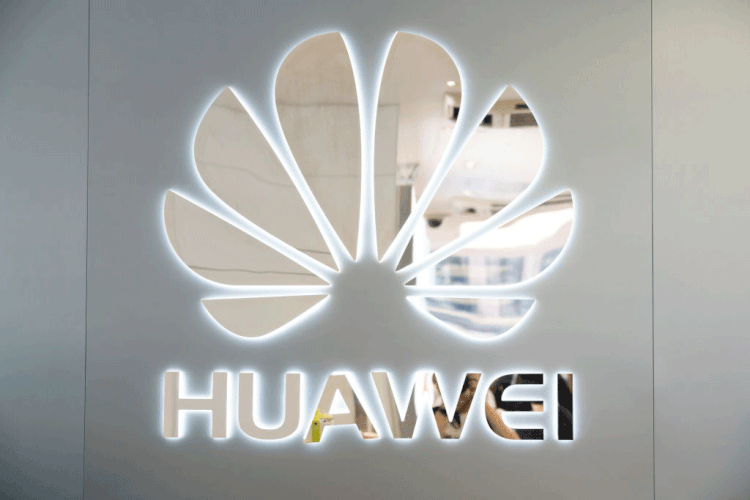 Huawei: empresa é a maior fabricante mundial de equipamentos de telecomunicações e a segunda maior fabricante de smartphones (Alex Tai/SOPA Images/LightRocket/Getty Images)