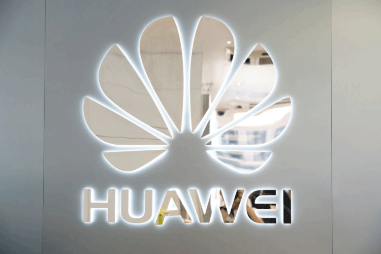 Huawei: empresa foi adicionada a uma lista negra comercial em maio (Alex Tai/SOPA Images/LightRocket/Getty Images)