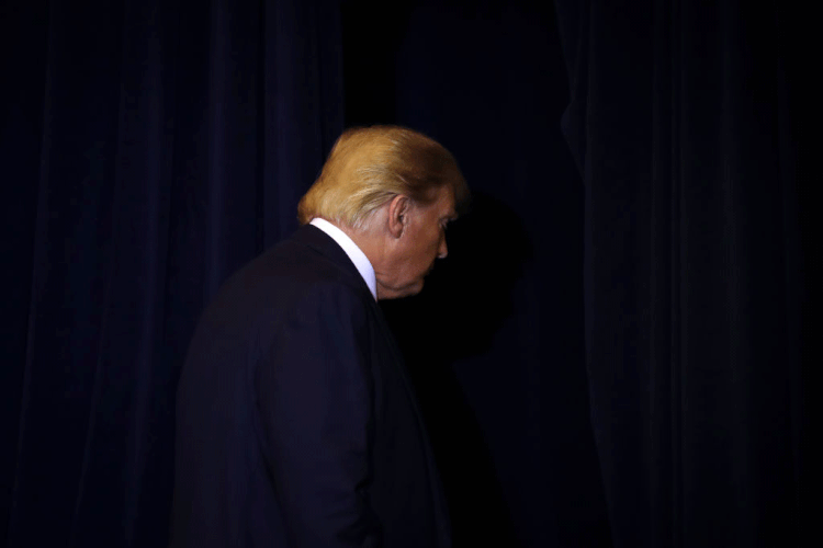 Donald Trump: presidente americano luta contra o inquérito de impeachment aberto na Câmara dos Deputados (Drew Angerer/Getty Images)