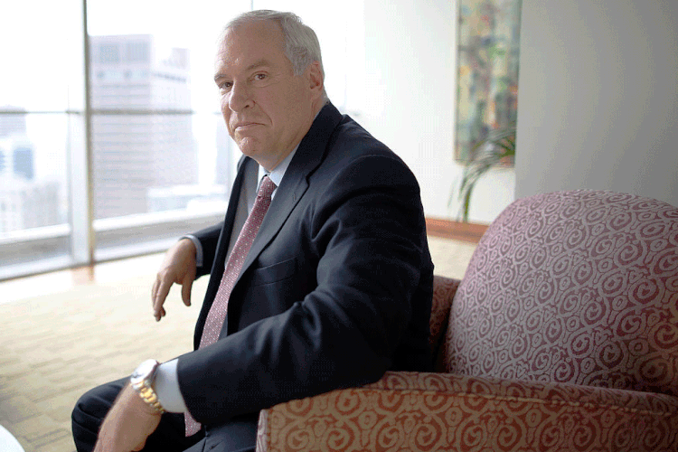 Eric Rosengren: "Embora claramente existam riscos relacionados ao comércio e às preocupações geopolíticas, a redução das taxas para lidar com a incerteza não vem de graça" (Boston Globe/Getty Images)