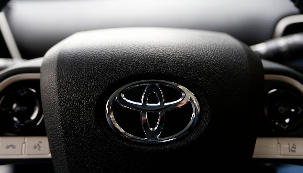 Toyota está testando carros movidos por energia solar