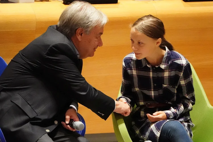 António Guterres e Greta Thunberg: no sábado 21, a ativista sueca abriu a Cúpula do Clima dos jovens em Nova York; ela deve discursar também nesta segunda-feira, 23 (Carlo Allegri/Reuters)