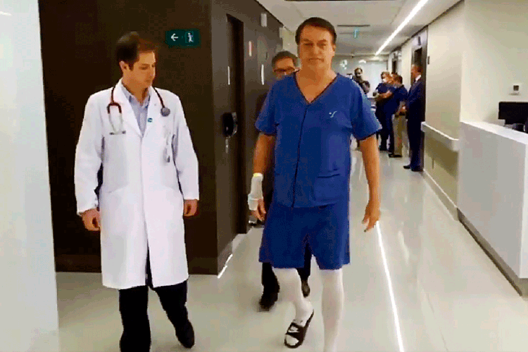 Bolsonaro no hospital (Twitter/Reprodução)