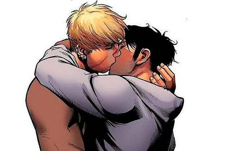 HQ: livro mostra uma cena de beijo entre os namorados Wiccano e Hulkling (Marvel Commics/Reprodução)