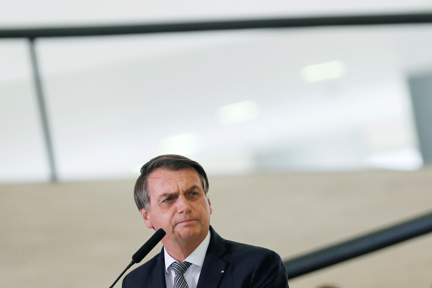 Juiz extingue ação popular que pedia interdição de Bolsonaro