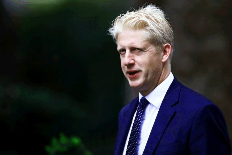 Jo Johnson: irmão de Boris Johnson renunciou aos cargos de ministro de Universidades e Ciência e membro do Parlamento (Hannah McKay/Reuters)