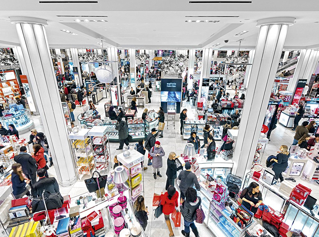 Loja da Macy’s, nos Estados Unidos: ofertas para quem quer ter sem comprar (Jon Hicks/Getty Images)