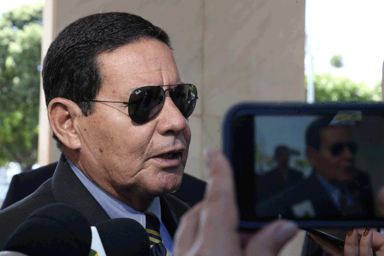 Mourão: vice-presidente vai pedir prorrogação das forças armadas na Amazônia (Antonio Cruz/Agência Brasil)