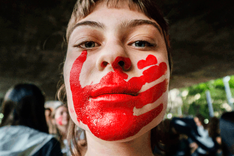 Crime contra a mulher: O Plenário do Congresso Nacional derrubou seis vetos presidenciais durante sessão nesta quarta, 27 (Cris Faga/Getty Images)