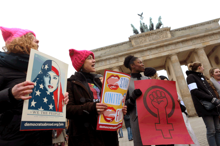 Mulheres: pesquisa indica risco mais alto entre as mulheres negras, nascidas fora dos EUA, pobres e com baixa escolaridade (Adam Berry/Getty Images)