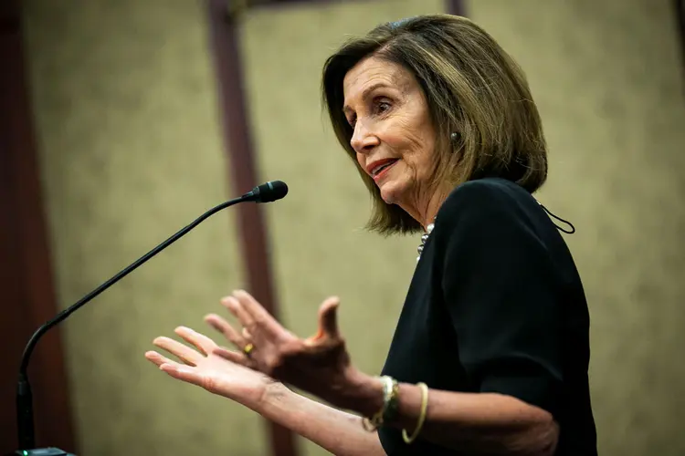 Nancy Pelosi: presidente da Câmara dos Representantes disse que a votação estabelecerá direitos do devido processo legal para Trump e seus advogados (Al Drago/Reuters)