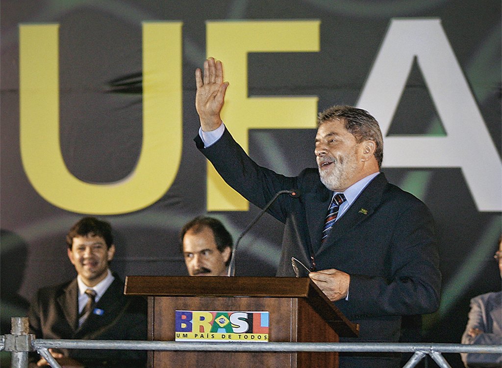 Lula e Bolsonaro: duas vergonhas internacionais