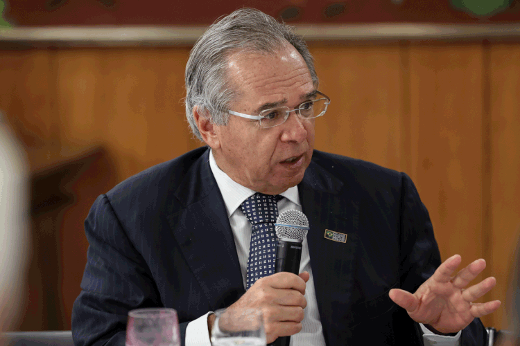 Paulo Guedes: ministro da Economia culpou a alta carga tributária para explicar a desaceleração econômica brasileira (Marcos Corrêa/PR/Flickr)