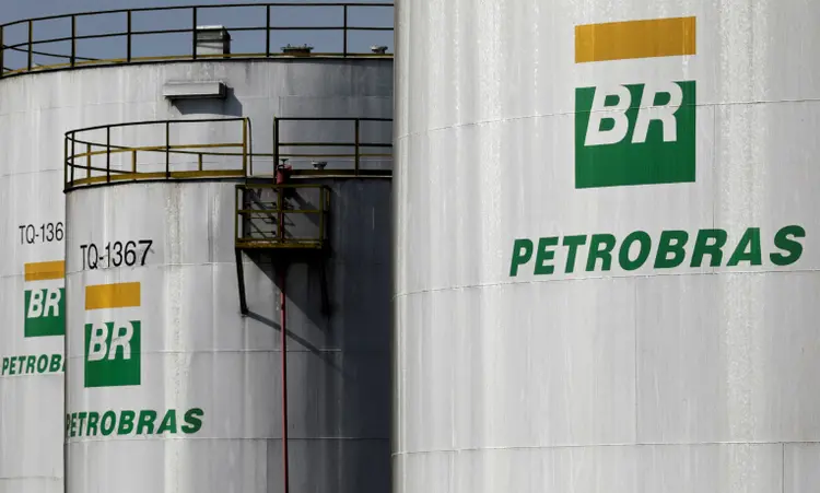 Petrobras: estatal elevará o preço médio do diesel em suas refinarias em 2% a partir de quarta-feira (Paulo Whitaker/Reuters)