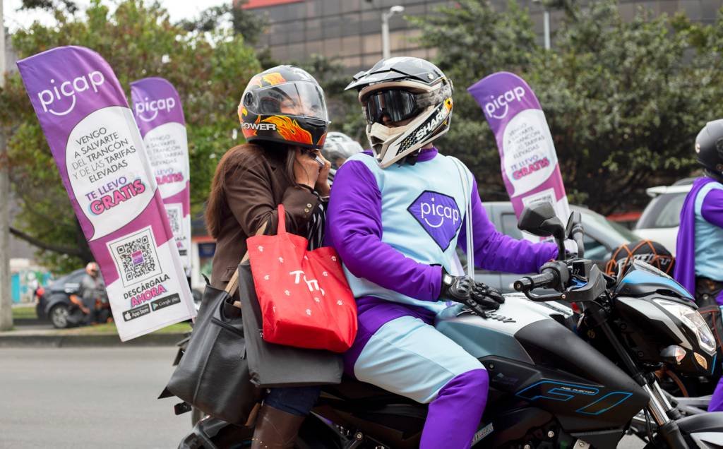"Uber" das motos chega ao Brasil e promete corridas até 30% mais baratas