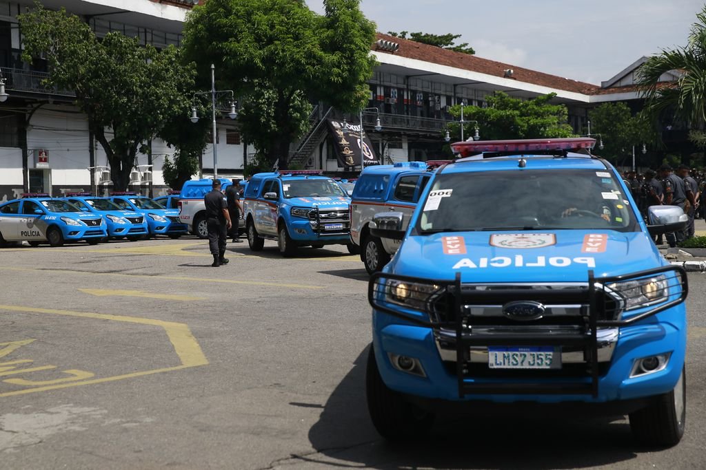 Quatro morrem em operação policial na comunidade do Jacarezinho, no Rio