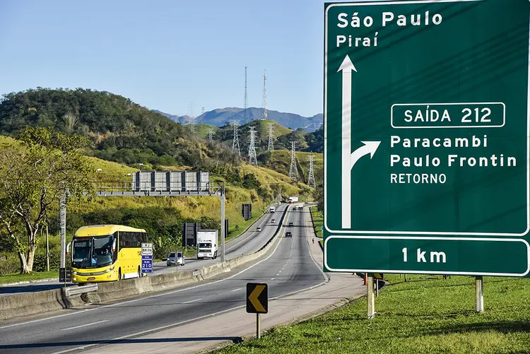 Viagem: algumas passagens de ônibus subiram mais que o transporte aéreo. (Cesar Diniz/Pulsar)