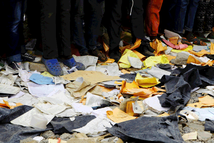 Quênia: sete estudantes morreram após o desmoronamento da sala de aula de uma escola em Nairobi (Njeri Mwangi/Reuters)