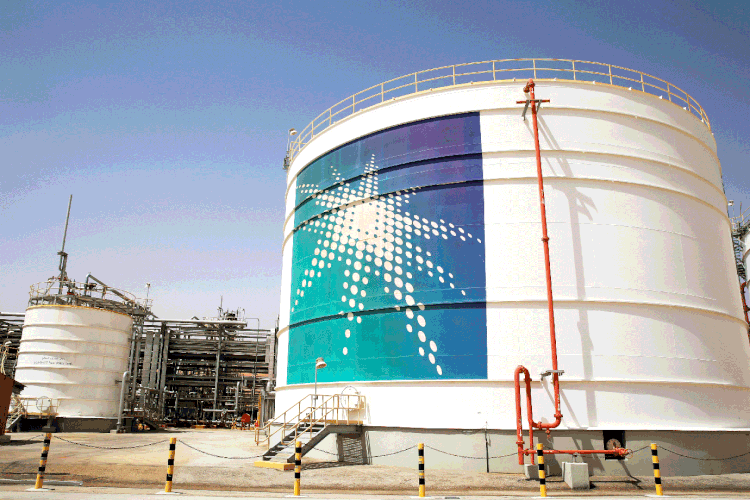 A IPO da Aramco em Riad é a primeira medida para uma venda de até 5% da empresa (Ahmed Jadallah/Reuters)