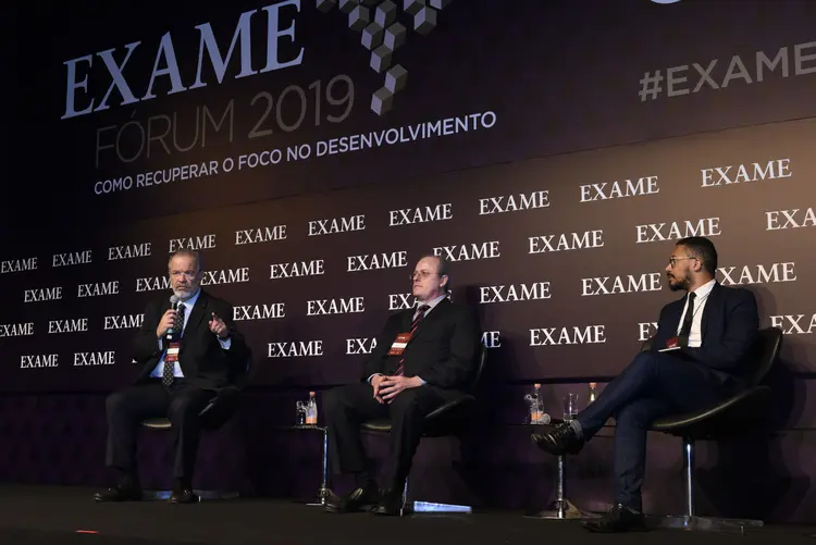 Raul Jungmann, Daniel Cerqueira e Thiago Amparo no EXAME Fórum 2019 (Germano Luders/Exame)