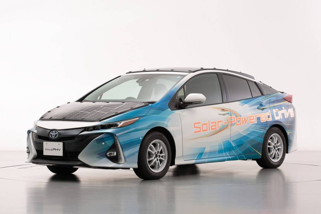 Novo modelo do Prius, da Toyota, com painéis solares (Toyota/Divulgação)