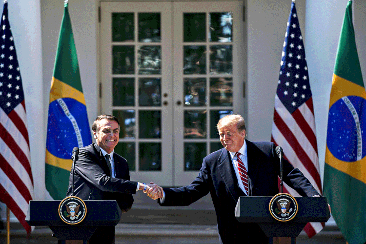 Bolsonaro e Trump: presidentes assinaram uma declaração conjunta (Andrew Harrer/Bloomberg)