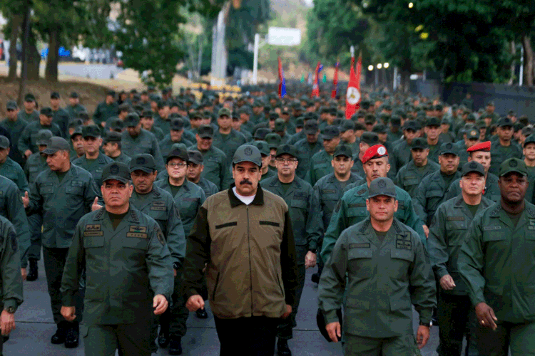 Os policiais e militares estavam ligados a um ex-deputado e dissidente do chavismo procurado pela Justiça, Fernando Orozco, que supostamente liderou o plano (Miraflores Palace)