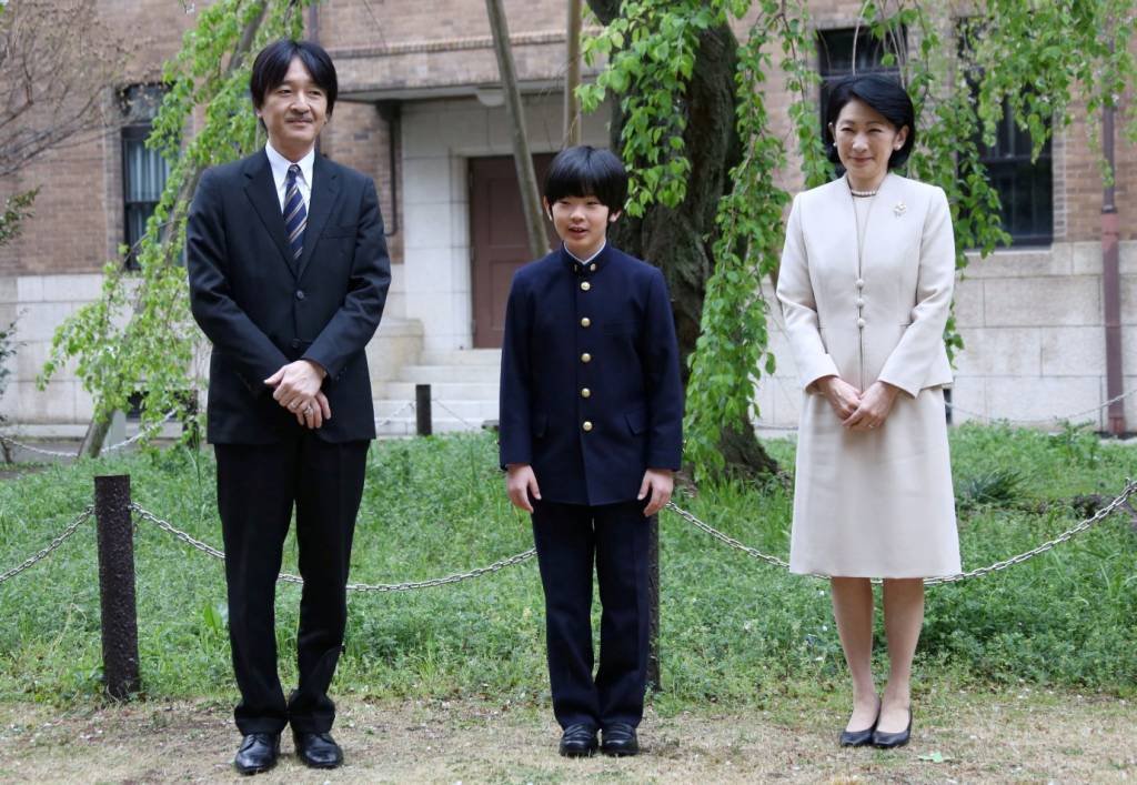 Futuro da dinastia imperial do Japão depende de menino de 13 anos