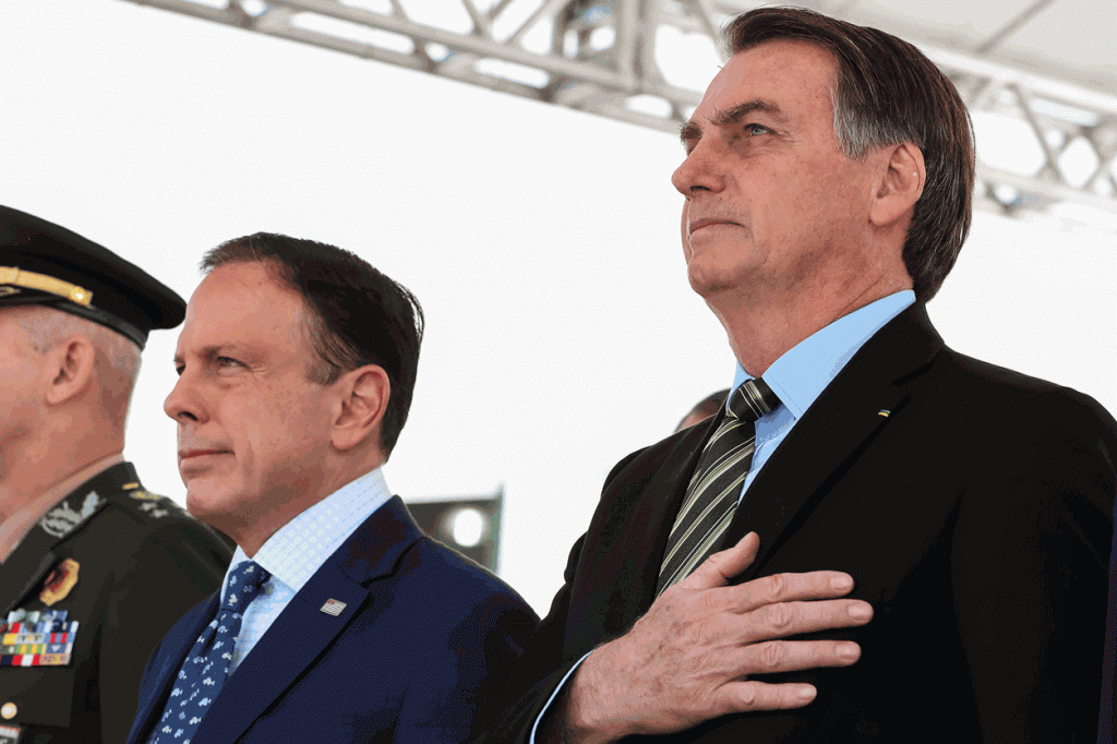 Com relação abalada, Doria e Bolsonaro dividem palanque em cerimônia