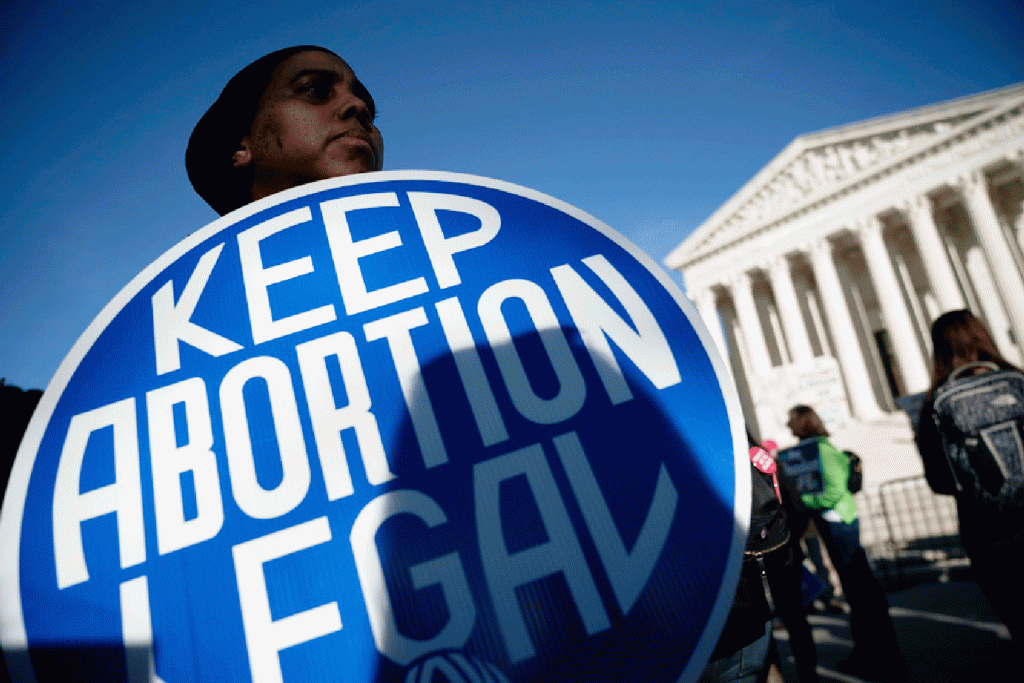 Justiça americana bloqueia lei restritiva ao aborto na Georgia